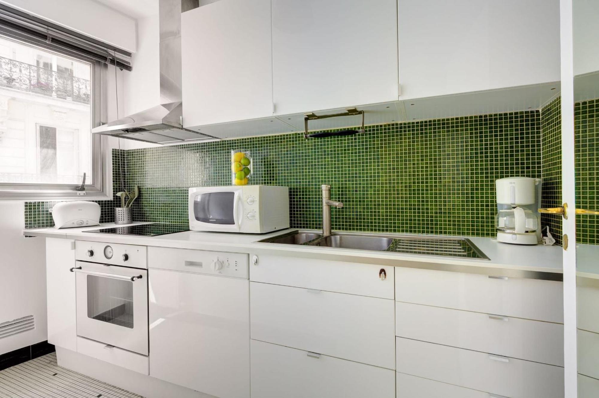 St Germain & Le Bon Marche With Balcony - Cityapartmentstay Paris Exterior foto